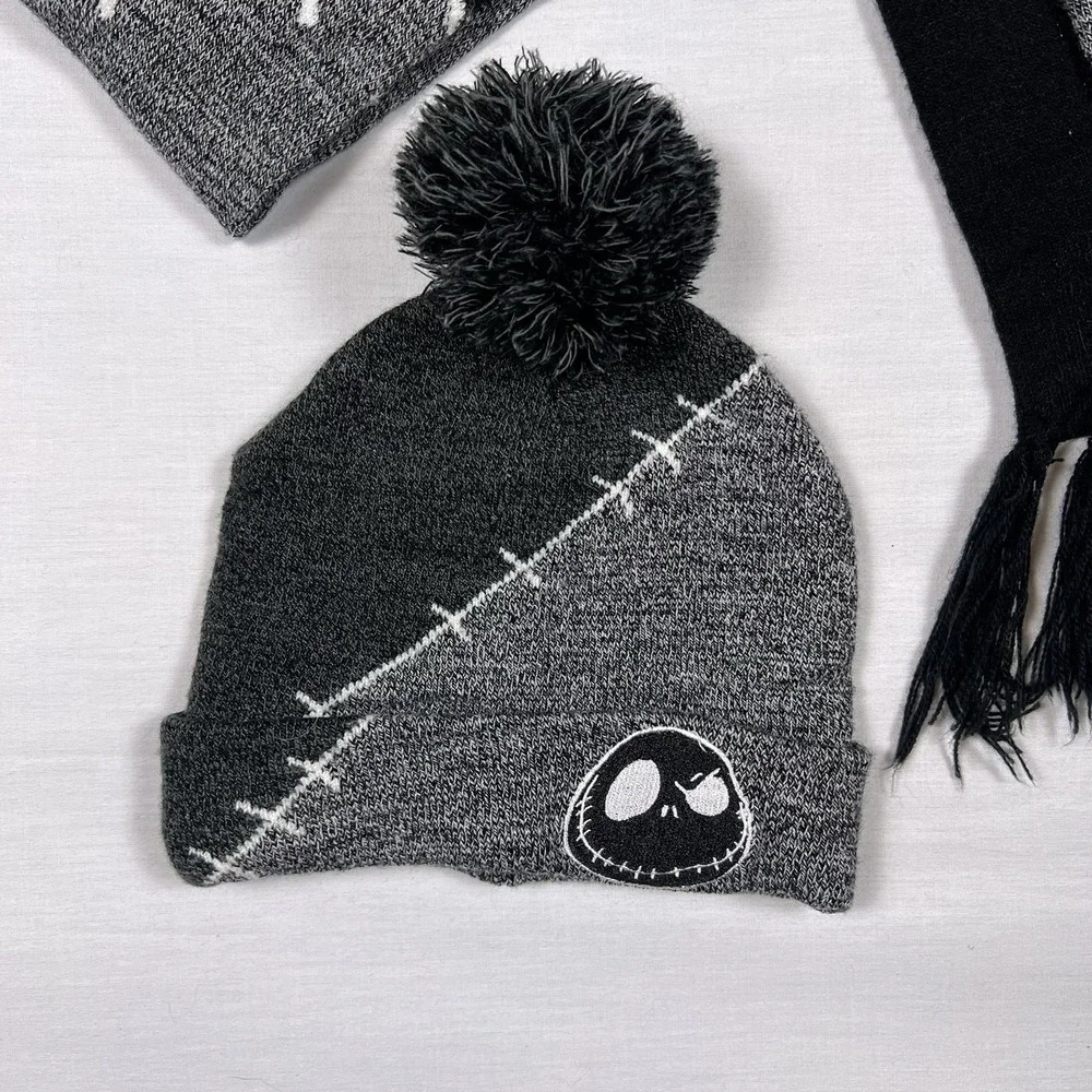Disney NBC Jack Skellington Beanie Scarf Set Pom Pom Gothic Accessory Patchwork